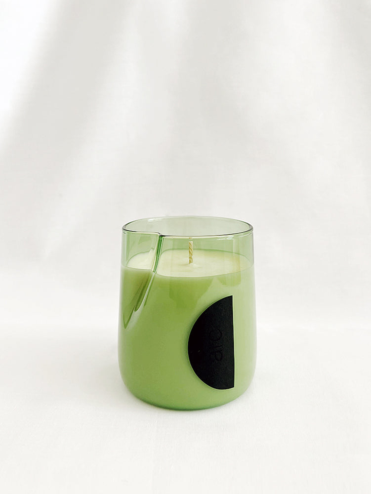 
                  
                    Load image into Gallery viewer, BAYA - Green Fig + Blackberry + Lemon + Buchu Leaf
                  
                